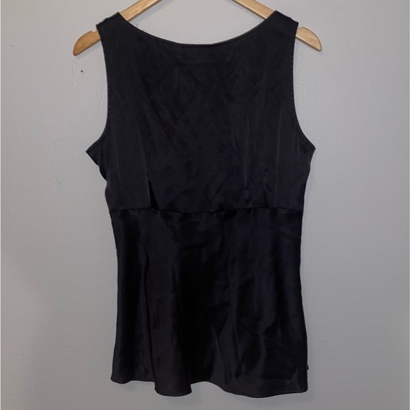 Oscar De La Renta Top - Picture 3 of 5